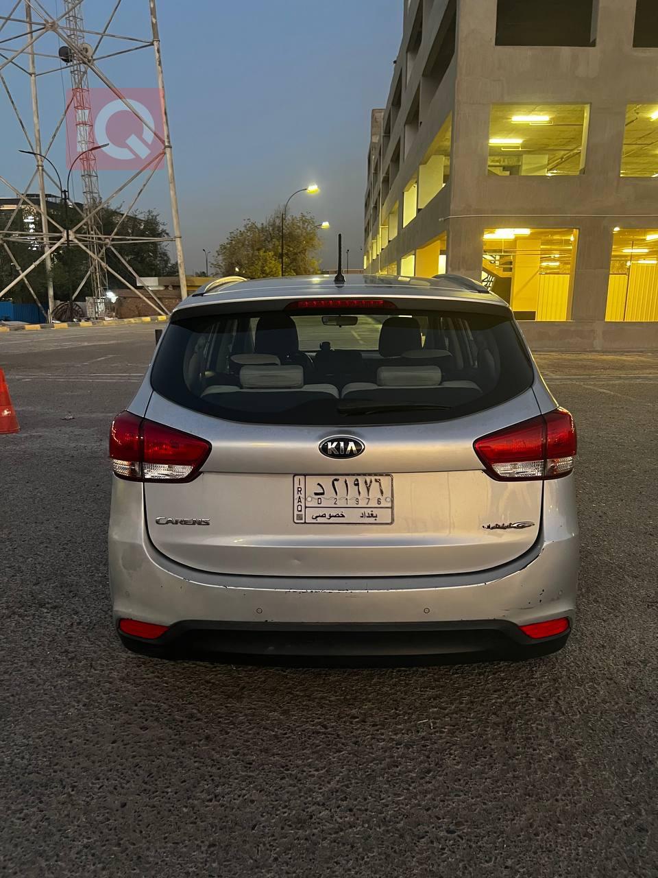 کیا کارینس